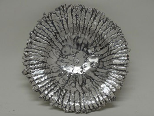 Jack Sures - Untitled, corded lustre bowl (1974), porcelain lustre
