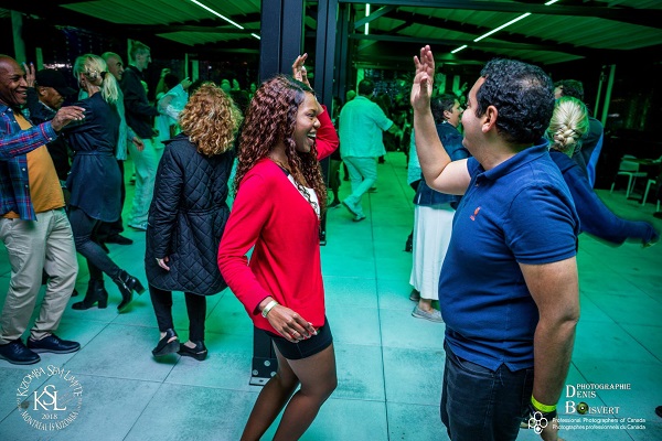 Flany Ba dances with her students